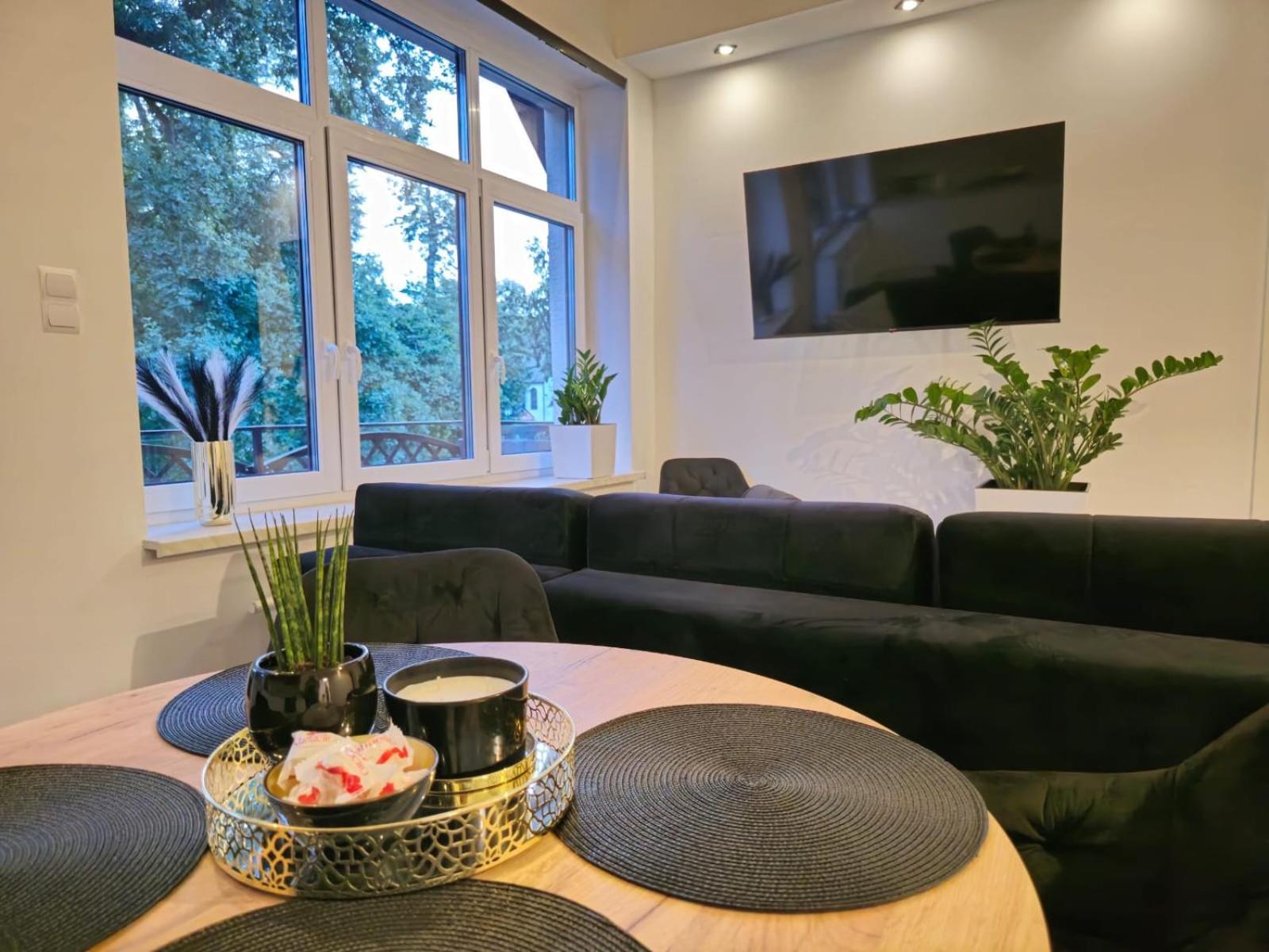 Wyjatkowy Apartament W Miliczu Exteriör bild